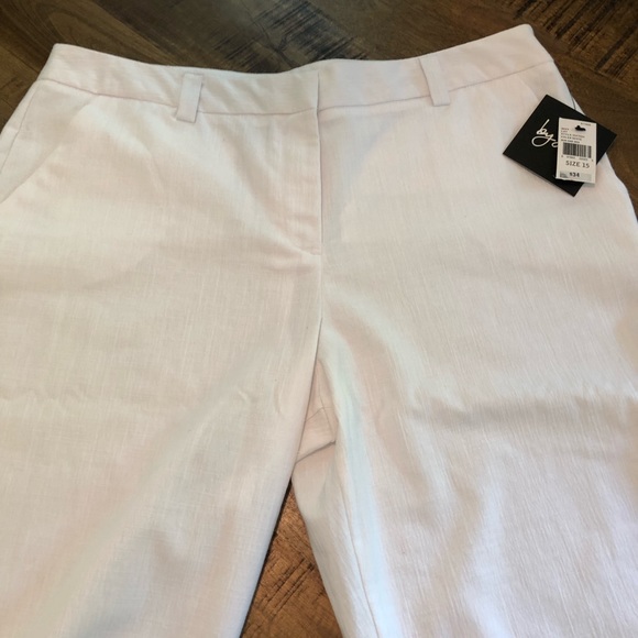 by & by Pants - NWT White cropped pants by & by Pants - NWT White cropped pants